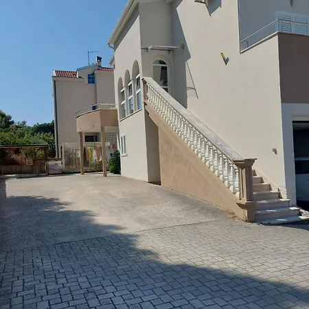 Kodzoman Brodarica (Sibenik-Knin)
