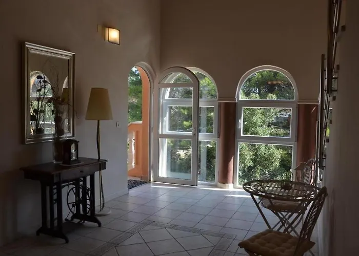 Kodzoman Casa de hóspedes 3*