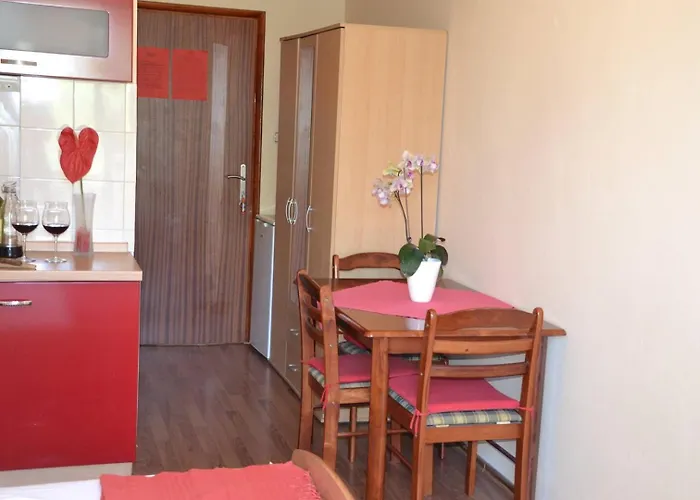 Kodzoman Casa de hóspedes 3*