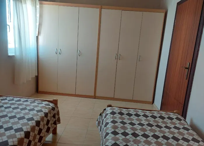 Kodzoman Casa de hóspedes 3*